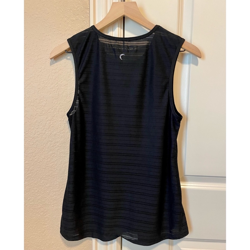 SOLD 🚫Zyia Black Luxe Muscle Tank - Picture 5 of 8